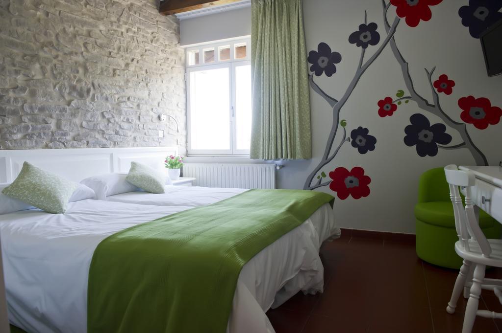 Maison d'hôtes Izalde à Quejana Chambre photo